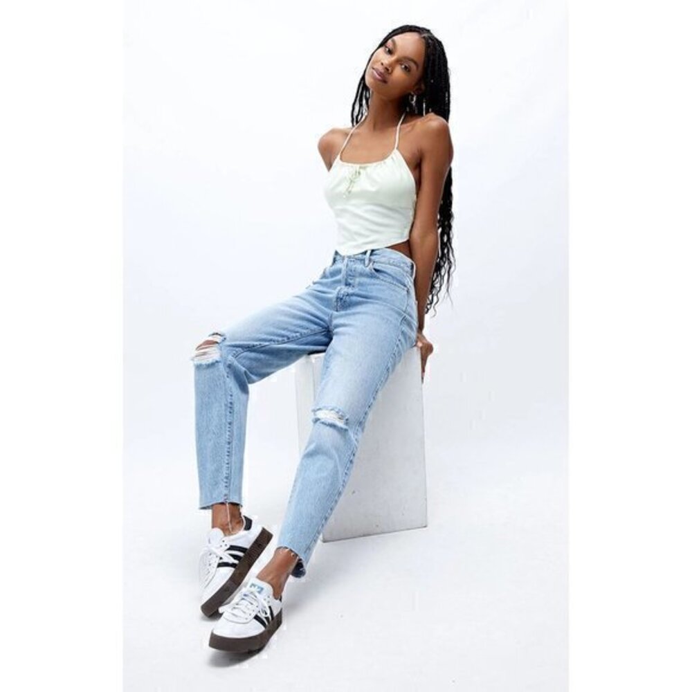 PacSun Light Blue Ultra High Waisted Slim Fit Mom Jeans Size 26